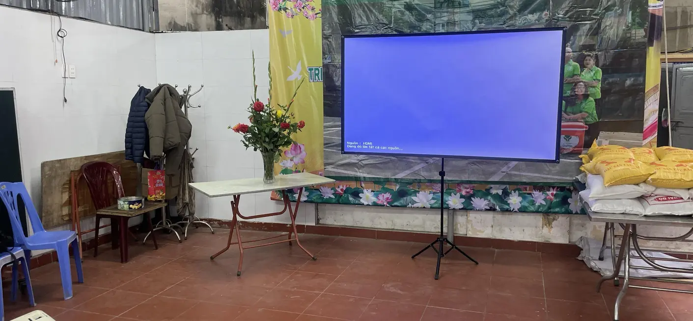 Thuê máy chiếu kèm màn chiếu 100 inch Thông Số & Đánh Giá Chi Tiết Thuê máy chiếu kèm màn chiếu 100 inch Thông Số & Đánh Giá Chi Tiết